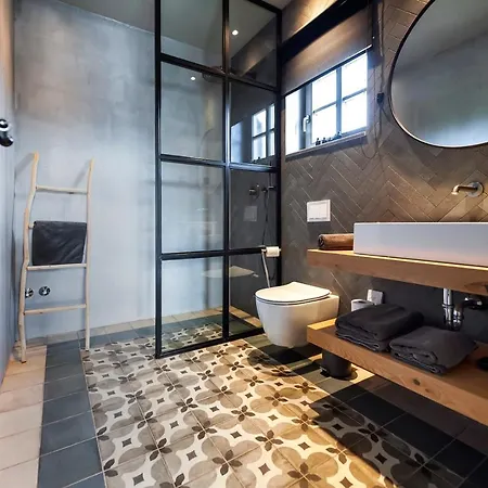 Art Renata With Pool & Sauna