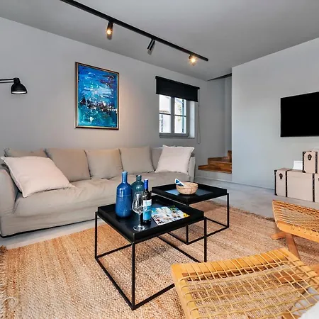 Art Renata With Pool & Sauna Villa