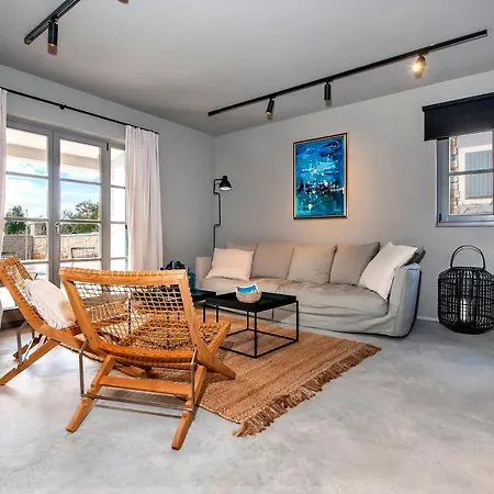 Art Renata With Pool & Sauna Rovinj