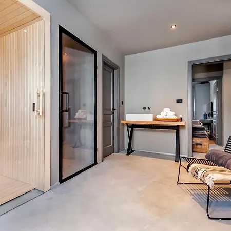 Art Renata With Pool & Sauna Villa