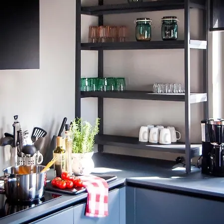 Art Renata With Pool & Sauna *