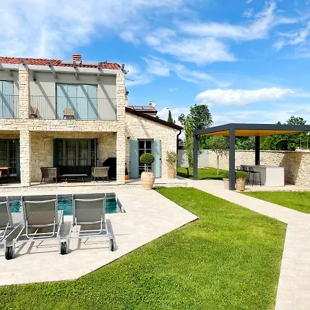 Art Renata With Pool & Sauna Villa
