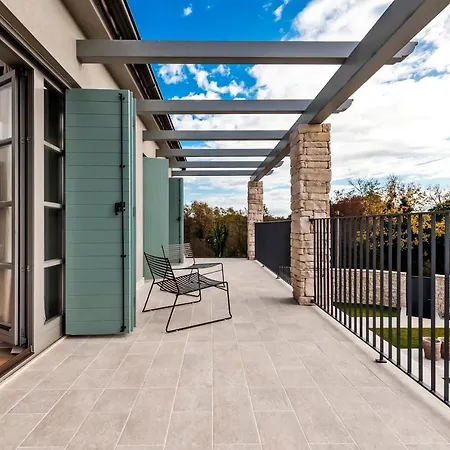 Vila Art Renata With Pool & Sauna *