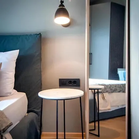 Art Renata With Pool & Sauna וילה