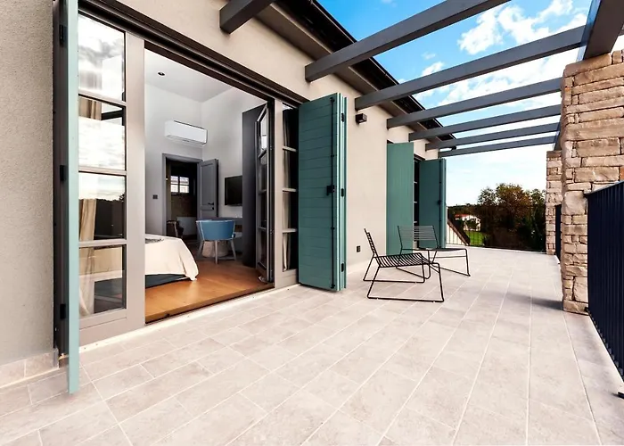 Vila Art Renata With Pool & Sauna