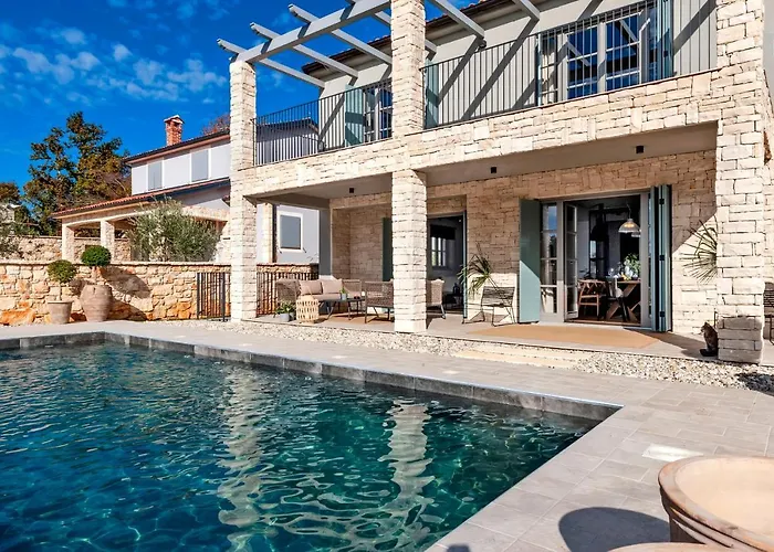 Art Renata With Pool & Sauna Rovinj