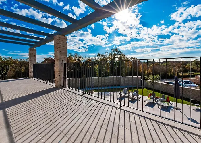 Art Renata With Pool & Sauna Rovinj