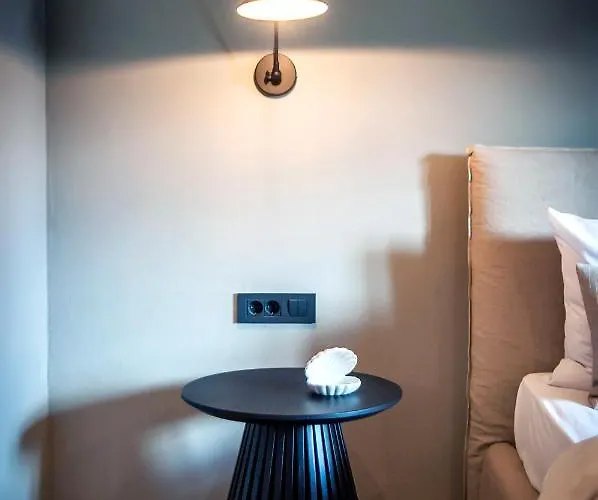 Vila Art Renata With Pool & Sauna *