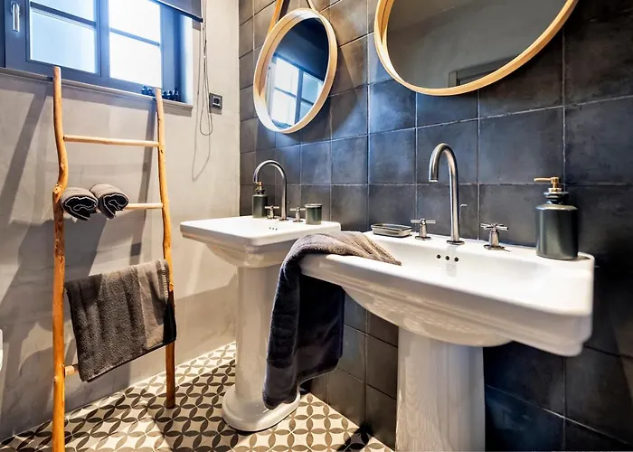 Art Renata With Pool & Sauna Vila