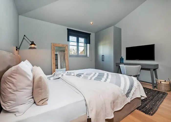 Vila Art Renata With Pool & Sauna *