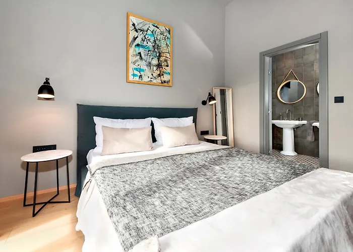 Art Renata With Pool & Sauna Rovinj