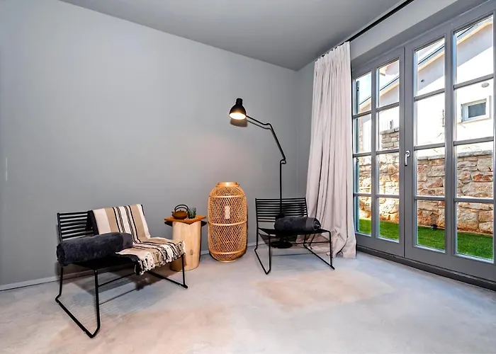 Vila Art Renata With Pool & Sauna *