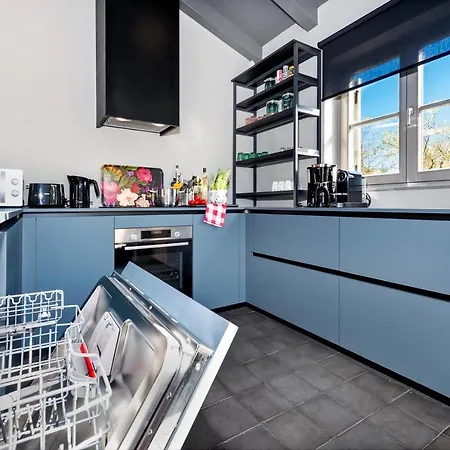 Art Renata With Pool & Sauna Villa