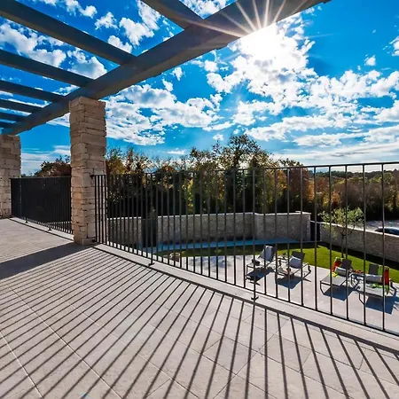 Art Renata With Pool & Sauna Rovinj