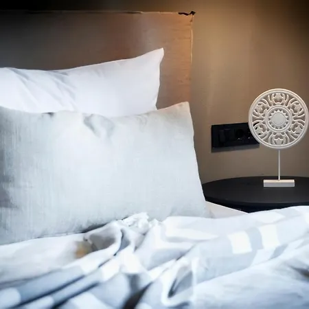 Art Renata With Pool & Sauna Villa